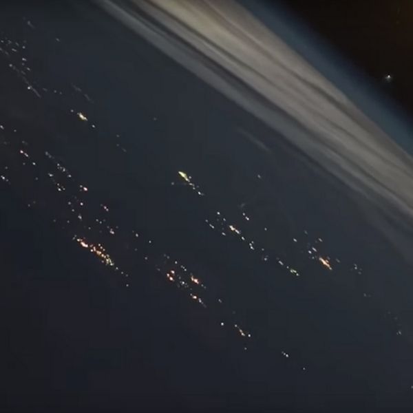 Time-Lapse Video Shows What A Rocket Launch Looks Like From Outer Space—And It's Dazzling 😮