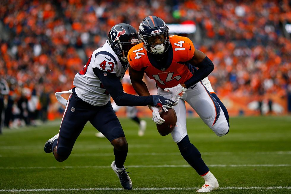 Texans win sixth straight, earn tough 19-17 win in Denver