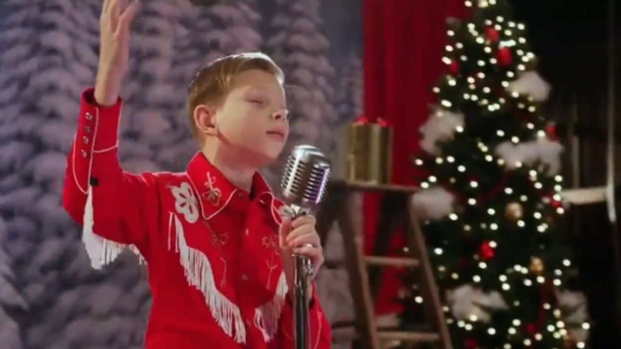 Walmart Yodeler Mason Ramsey Just Released A New Music Video For "White Christmas"—And It's Too Darn Cute