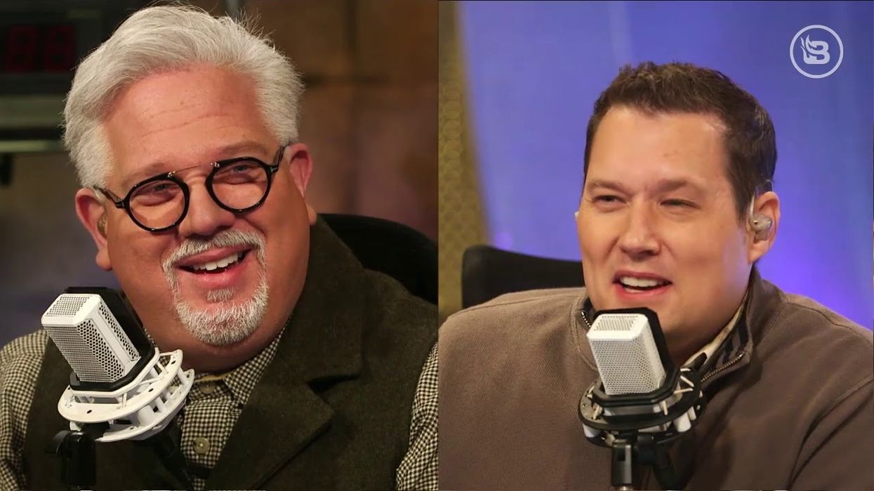 Inspired by Tyler Perry, Glenn pays off entire Walmart layaway