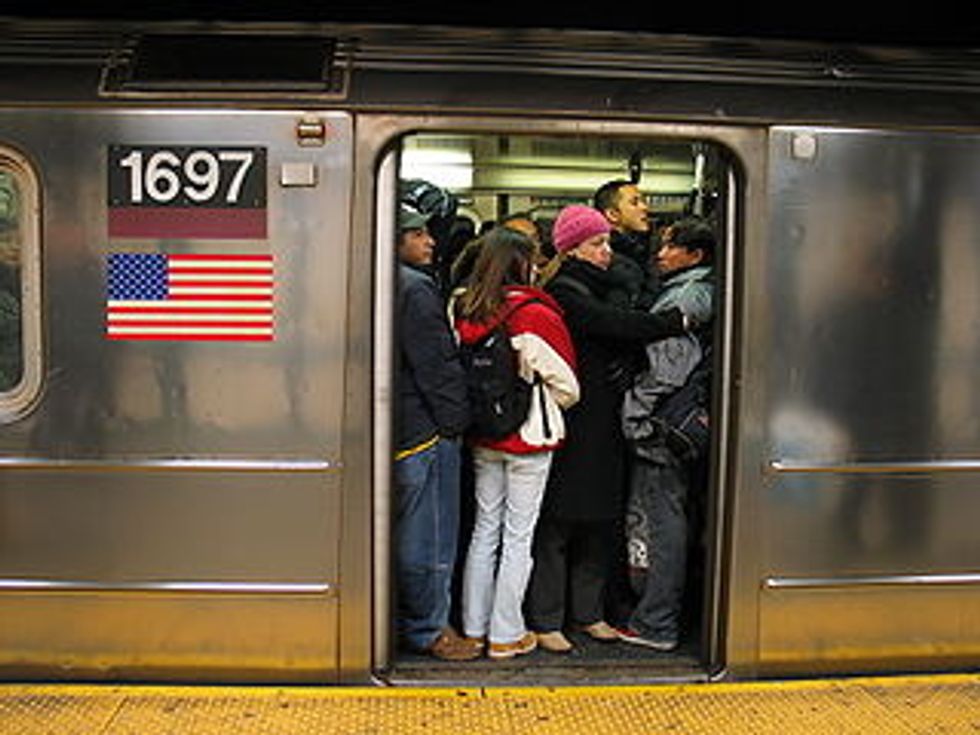 7 Ways to Reduce NYC Commuting Stress