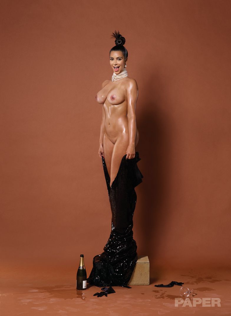 Kim kardashian gole slike
