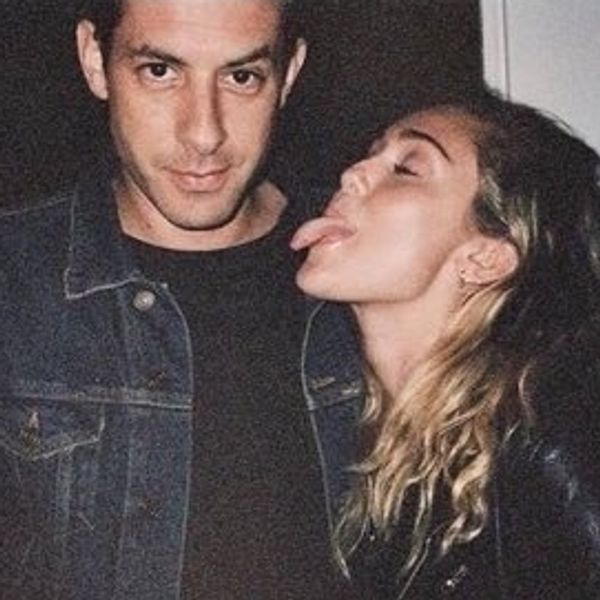 Miley Cyrus Announces New Music With Mark Ronson