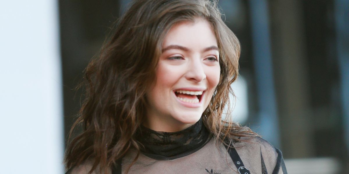 Lorde Is Learning Piano For Her New Album