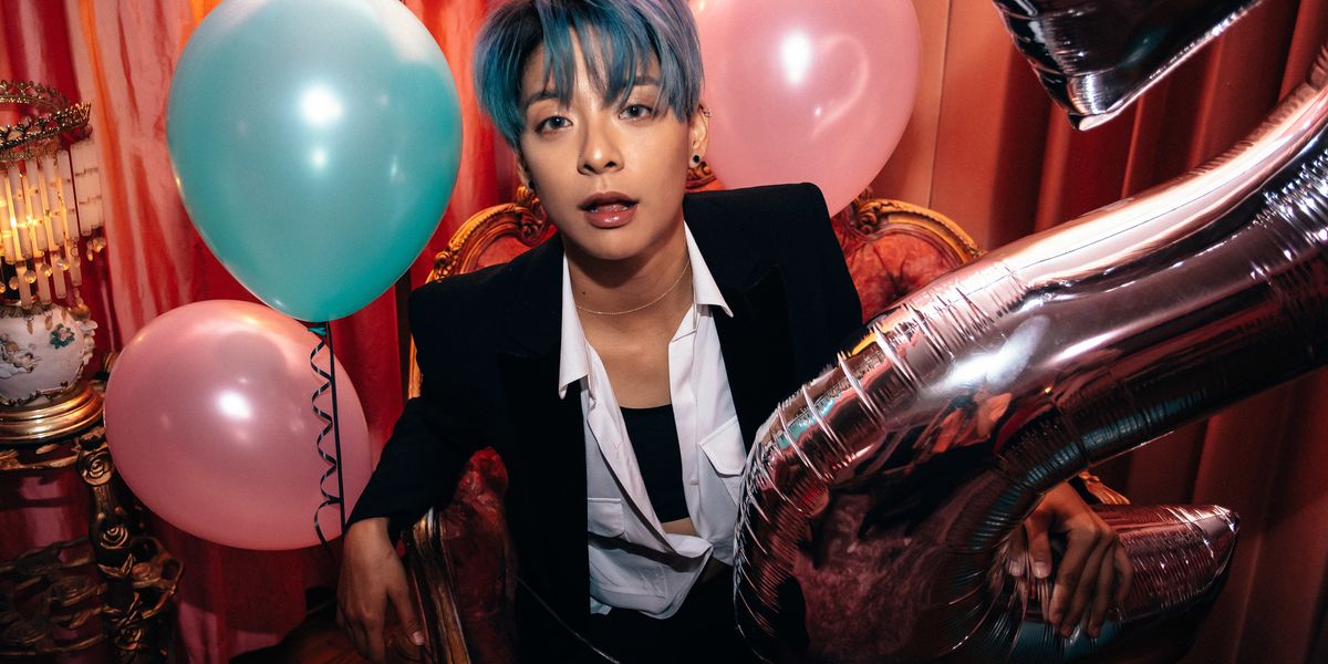 Amber Races Toward Her Solo Moment With 'Countdown'