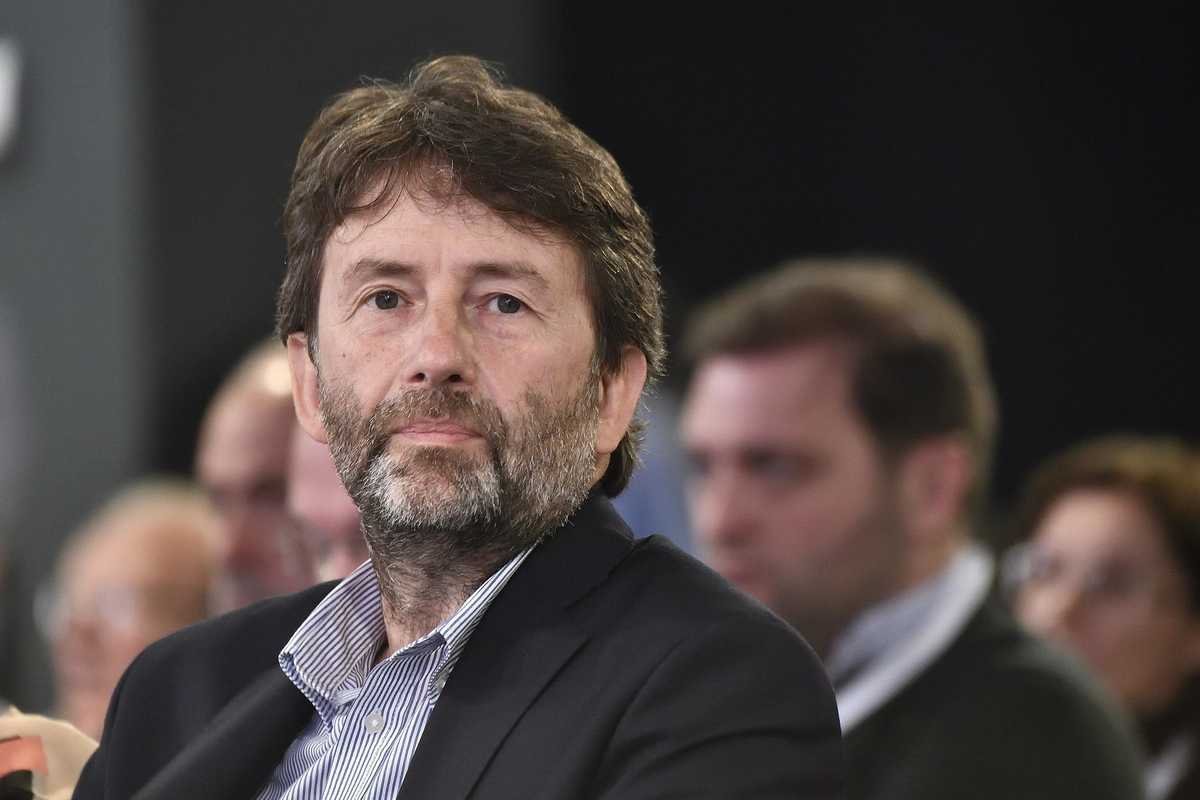 Così Franceschini ha svenduto Leonardo alla Francia
