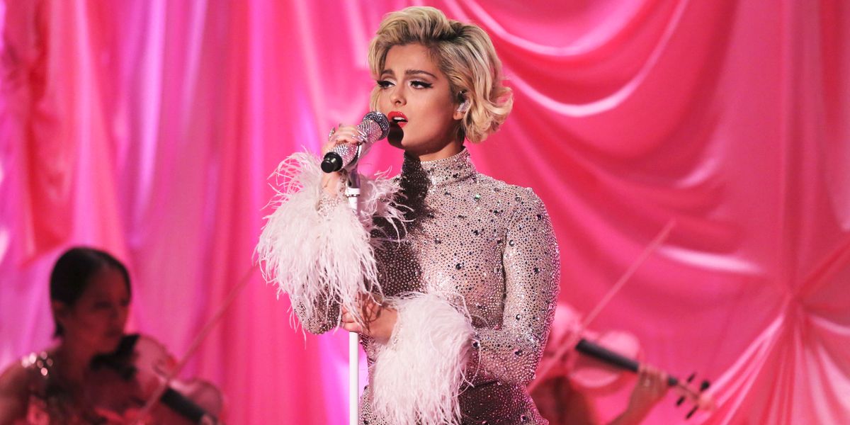 Who Is Texting Bebe Rexha Bebe Rexha Calls Out Married Man Paper