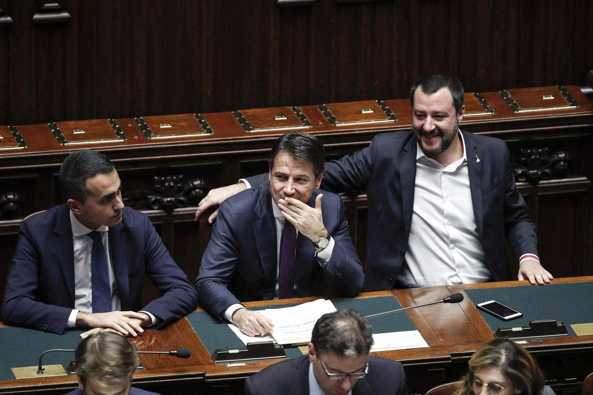Quota 100 anche sotto i 62 anni se le aziende assumeranno giovani