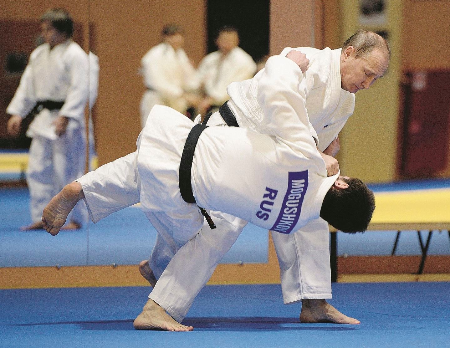 Gli strani affari dell’amico di Putin che fa shopping di aziende italiane