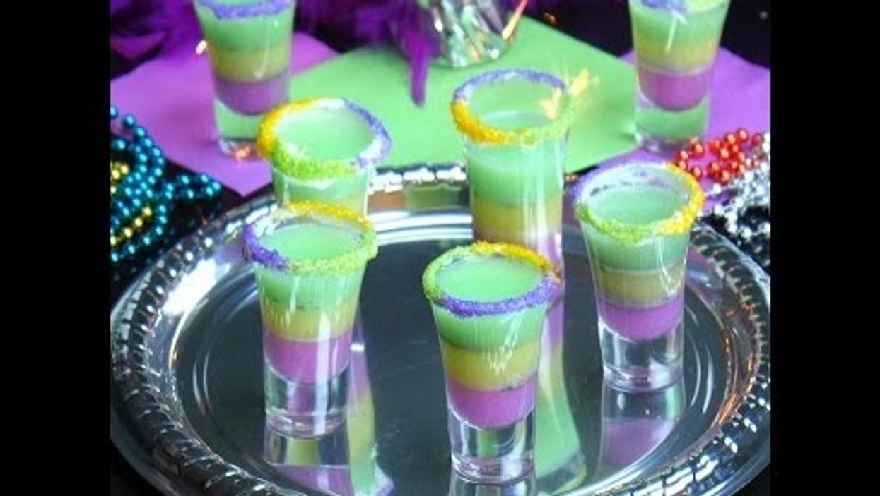 Here's how you can make King Cake Jell-O shots