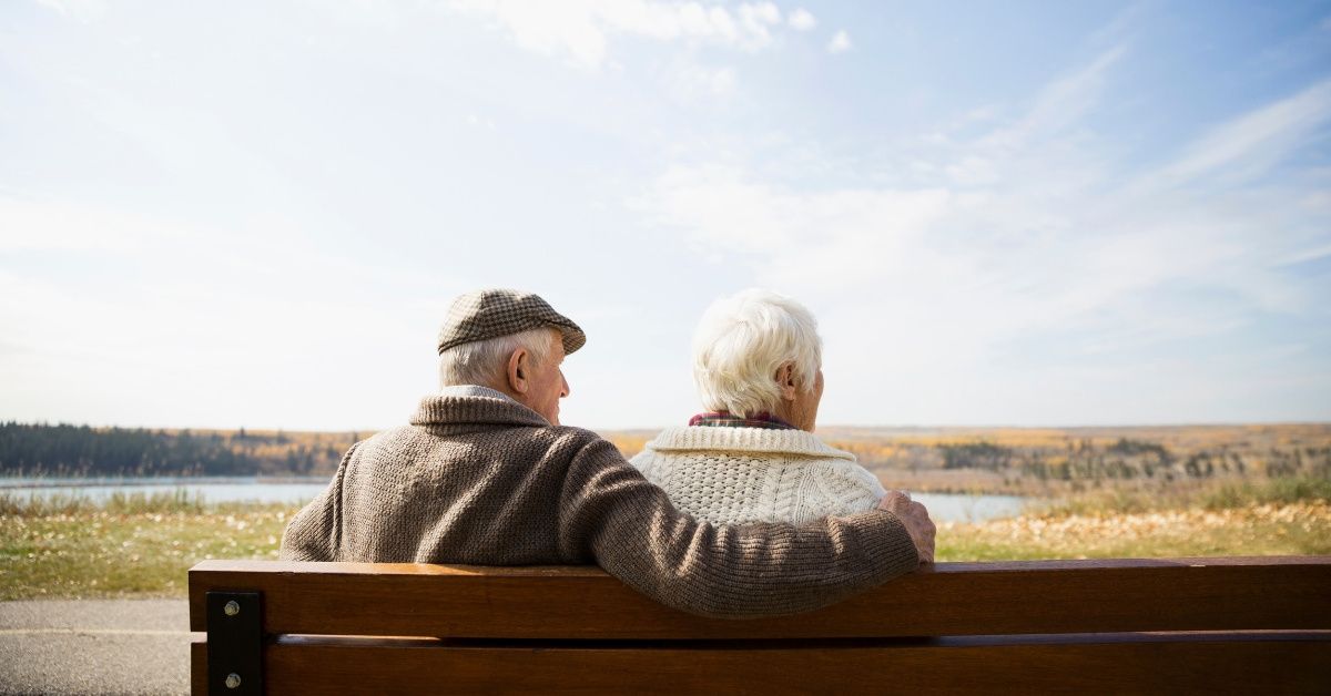 Study Finds A Positive Correlation Between Senior's Sex Lives And Their Level Of Contentment  ðŸ˜‚
