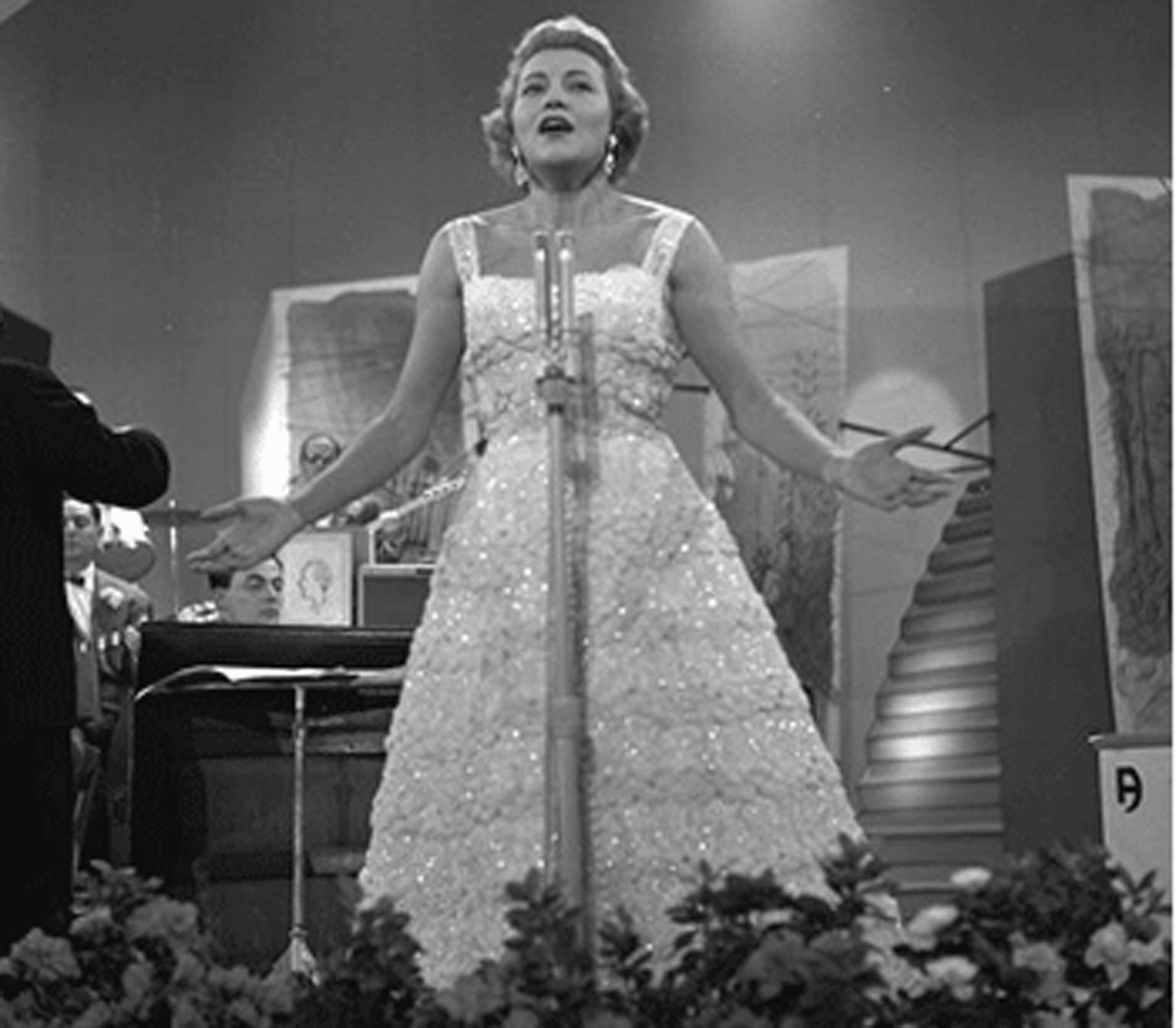 La bella regina della canzone che osò sfidare anche il beat