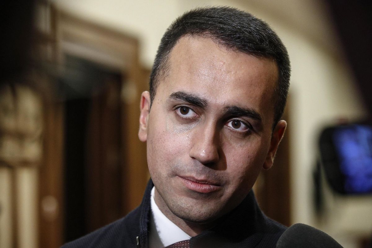 Sfruttano i lavoratori ed evadono le tasse. «Ma per le cooperative ora finisce la pacchia»