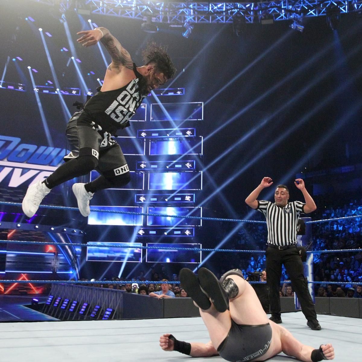 Solid RAW followed by shaky Smackdown highlights WWE; All Elite makes a move