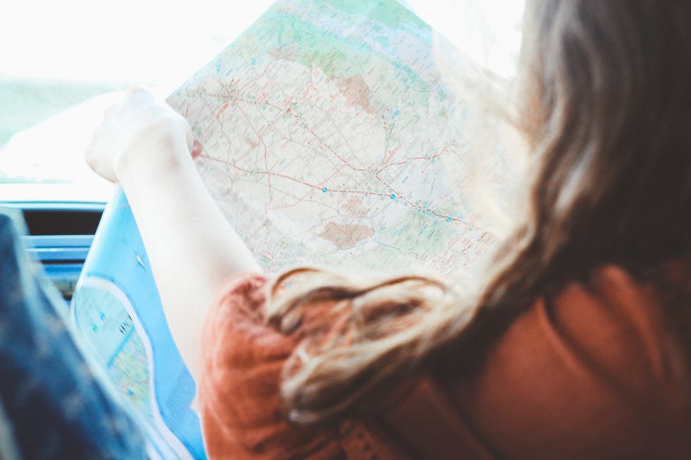 16 Tips To Keep In Your Back Pocket So You Don't Go Crazy With Boredom On A Road Trip With Friends