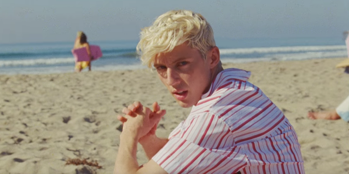 Troye Sivan Tugs at Our Heartstrings in 'Lucky Strike'