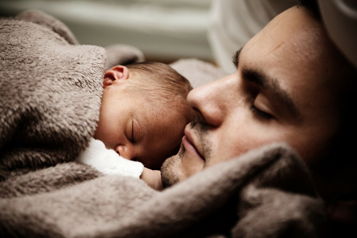 Non è la biologia a fare un padre, è il donarsi