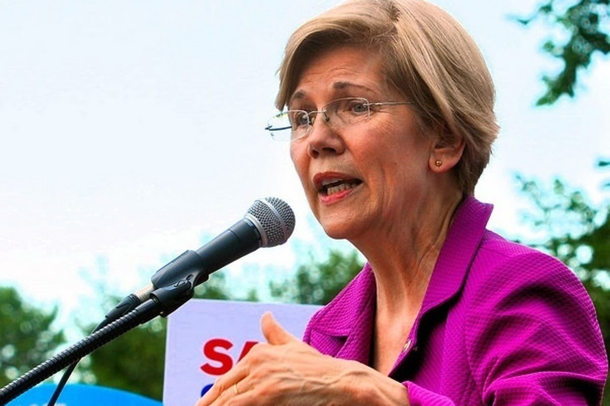 Dumb Elizabeth Warren Wants To Drain DC Swamp And Turn It Into A State, How Dumb Is That (It's Not)
