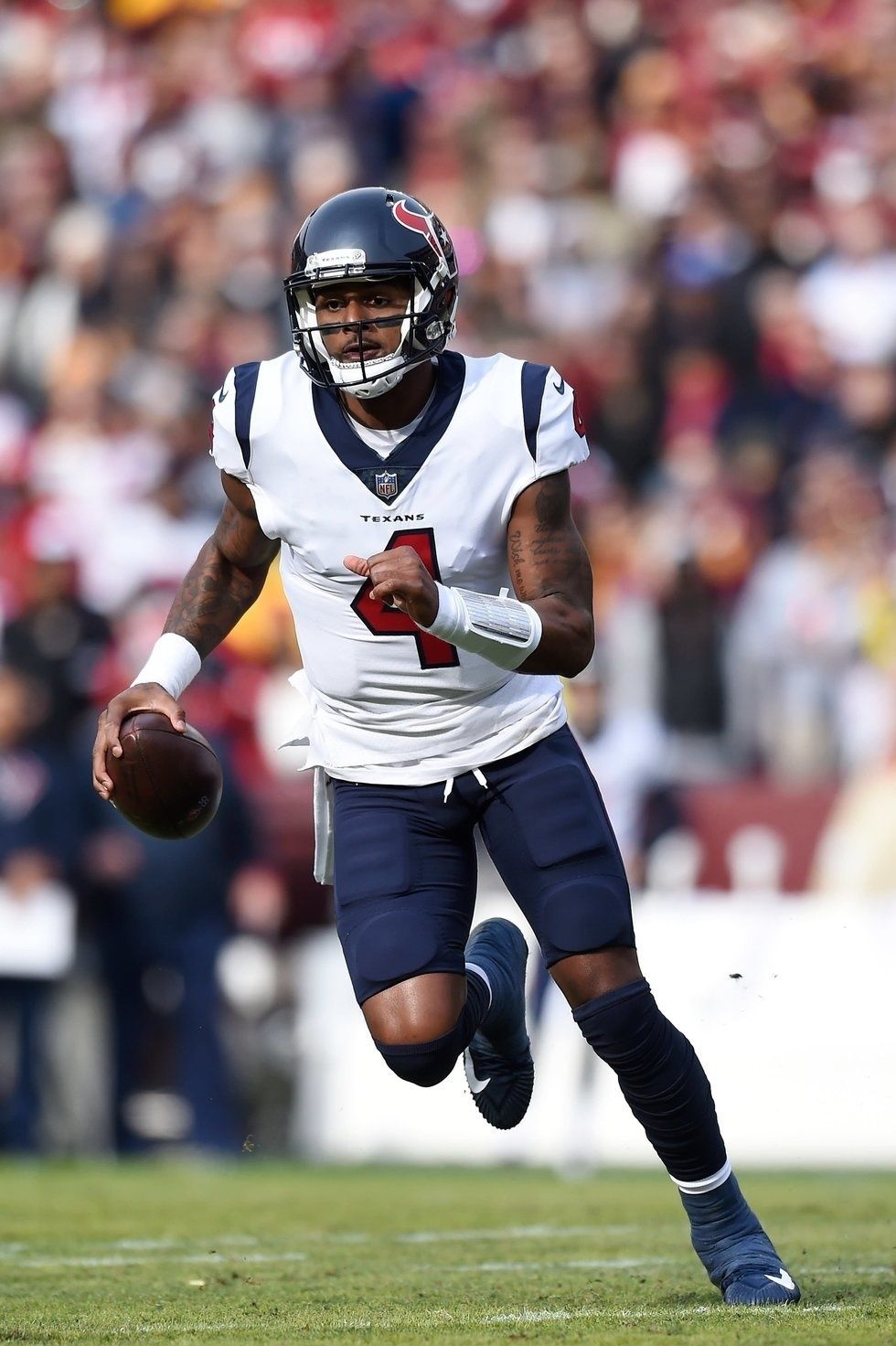 Chiefs Pat Mahomes and Texans Deshaun Watson