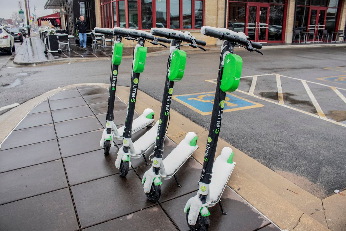 Lime scooters report faulty batteries, breaking boards