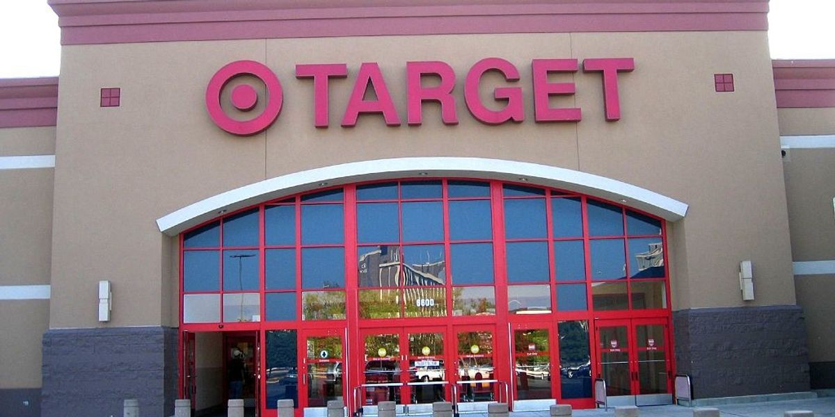 Florida newlyweds took their wedding party to Target to shop for Toys
