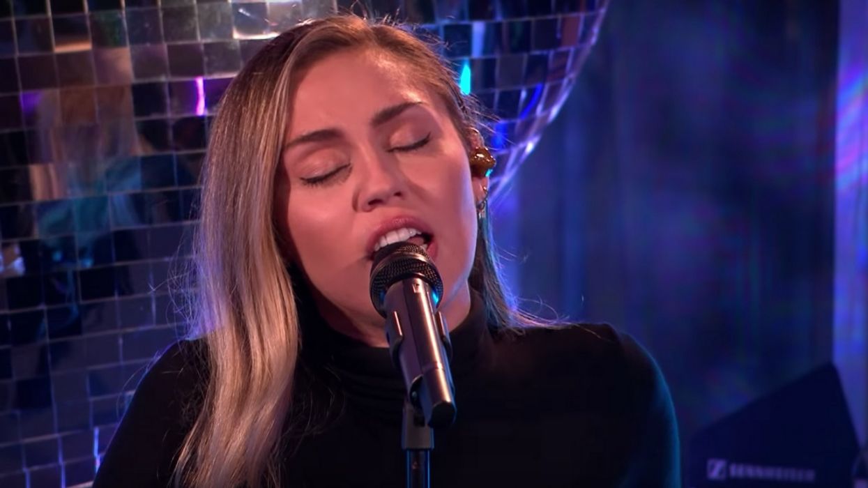 Miley Cyrus Just Performed An Acoustic Cover Of Ariana Grande's "No Tears Left To Cry" And, Honestly, We're Shook