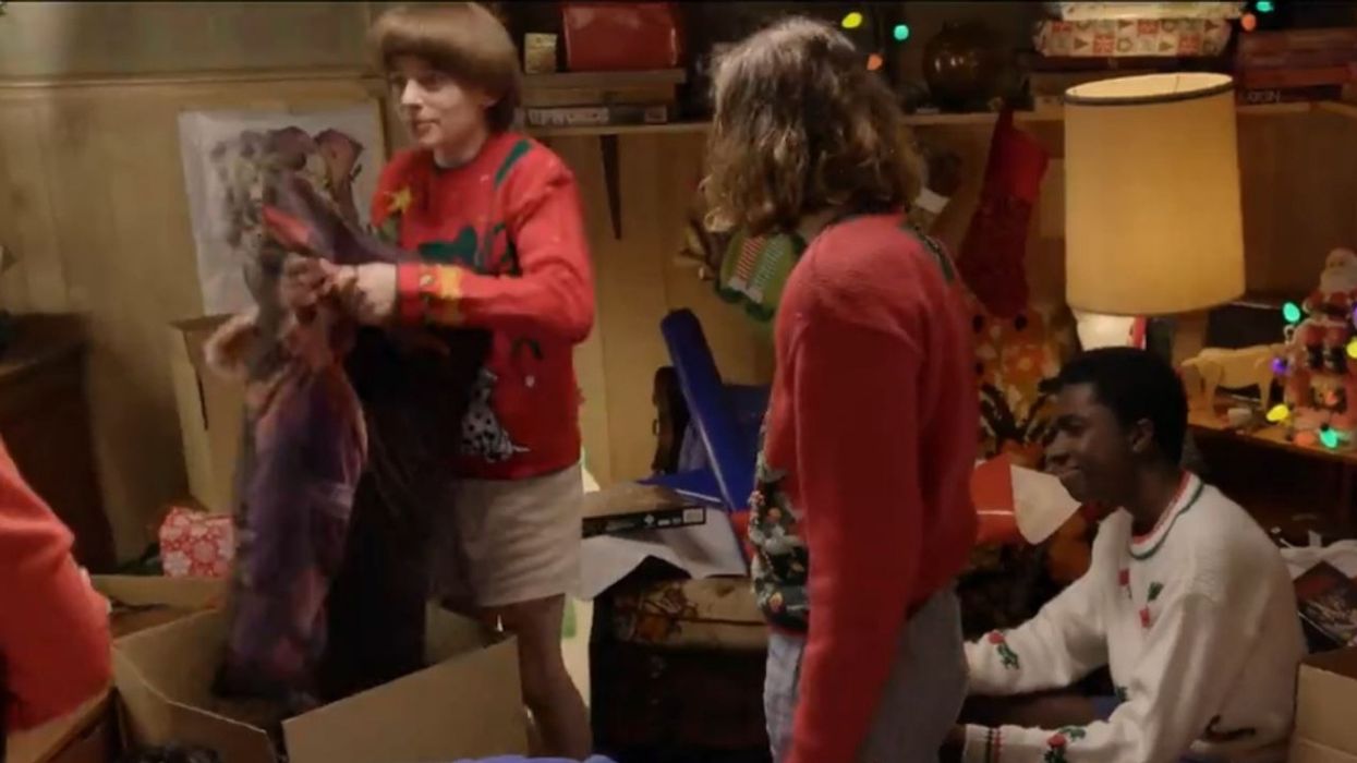 The Kids From 'Stranger Things' Wrapped Presents For Superfans—And Did A Delightfully Terrible Job 😂