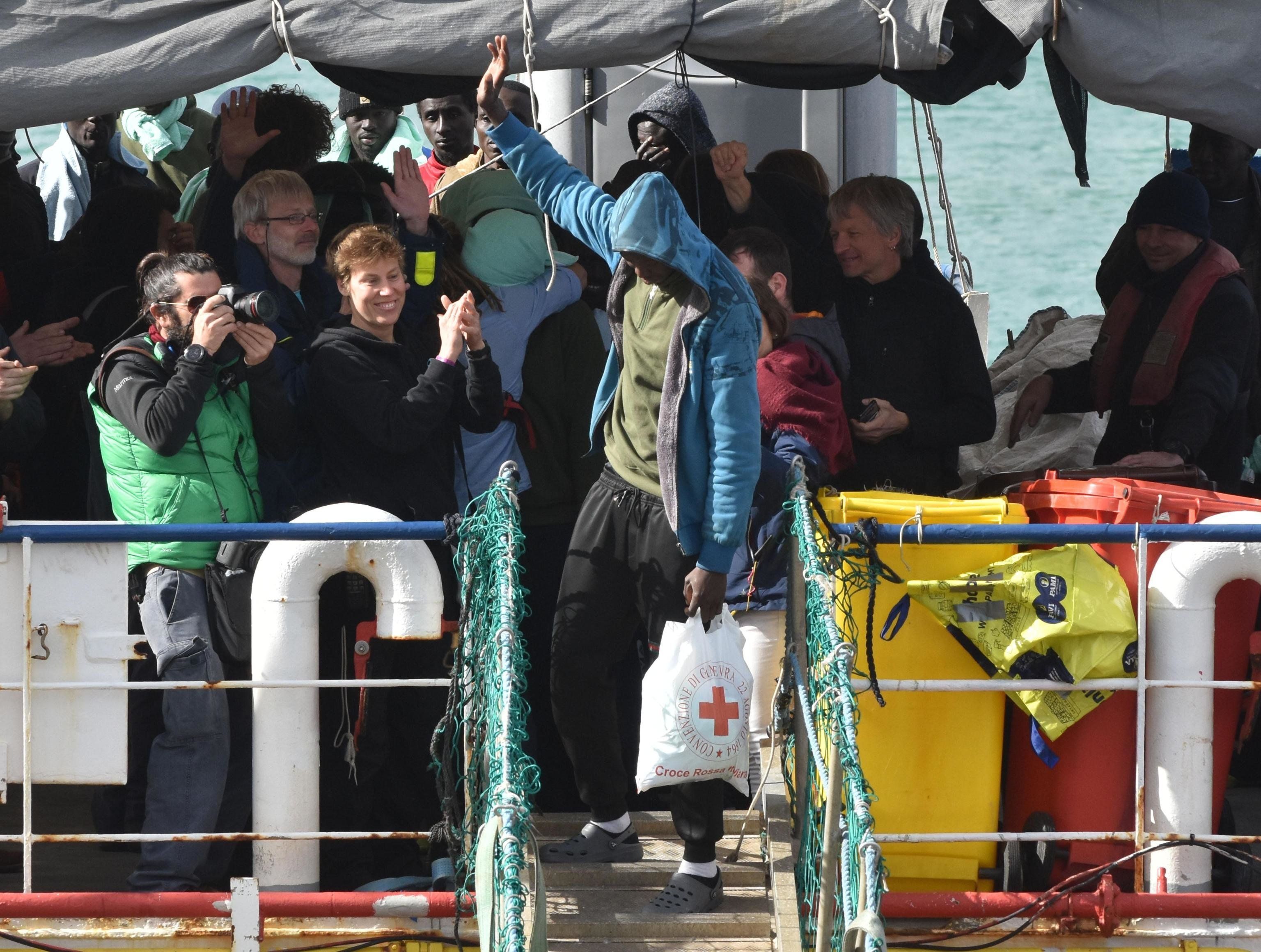 L’antisemitismo viaggia in barcone. Il paragone ebrei-immigrati è folle