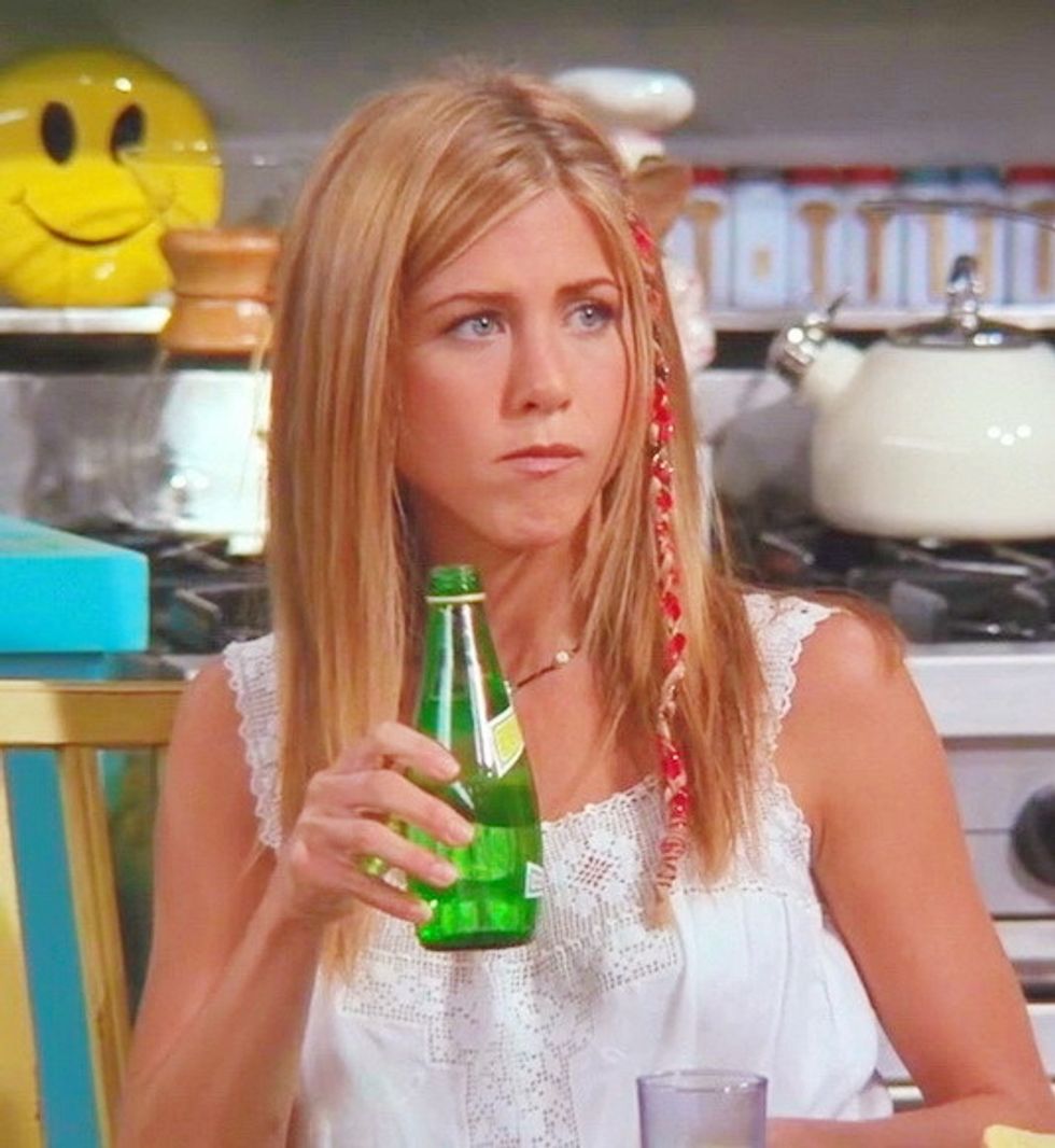 16 Rachel Green Hairstyles To Recreate