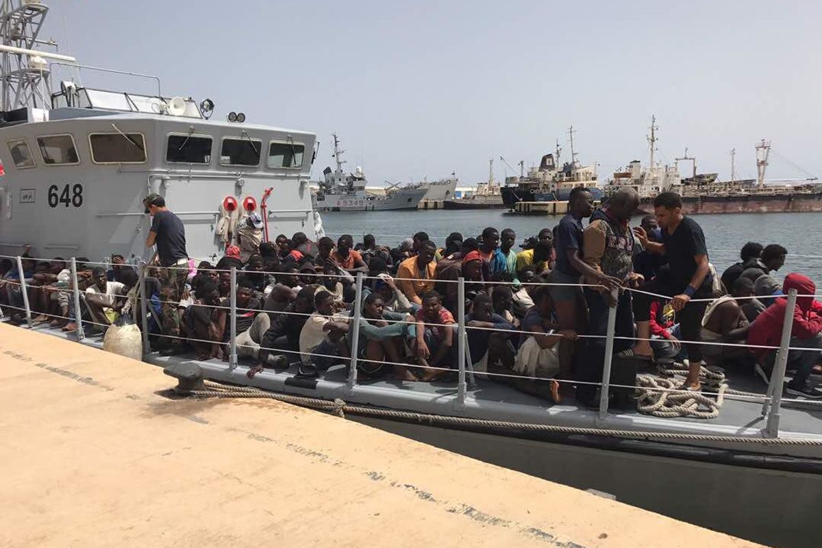 «Riportare i migranti in Libia? Si può fare». Lo dice anche il diritto navale