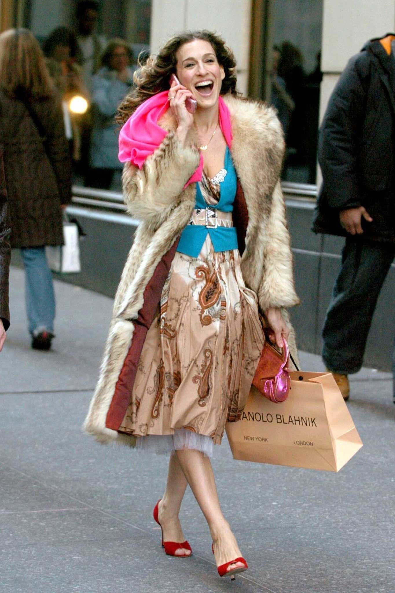 carrie bradshaw fendi bag