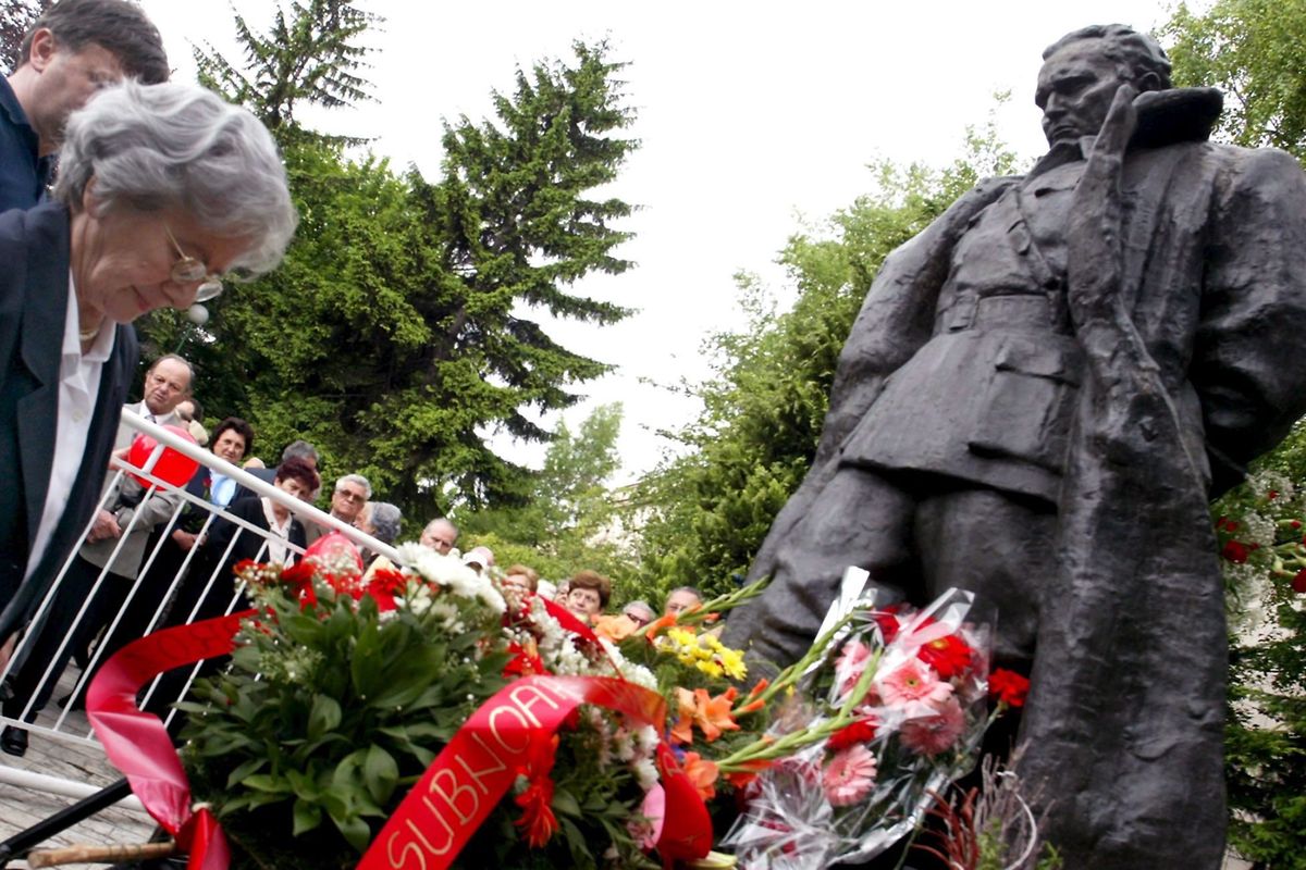 La vergogna italiana di quelle medaglie conferite al boia Tito e mai revocate