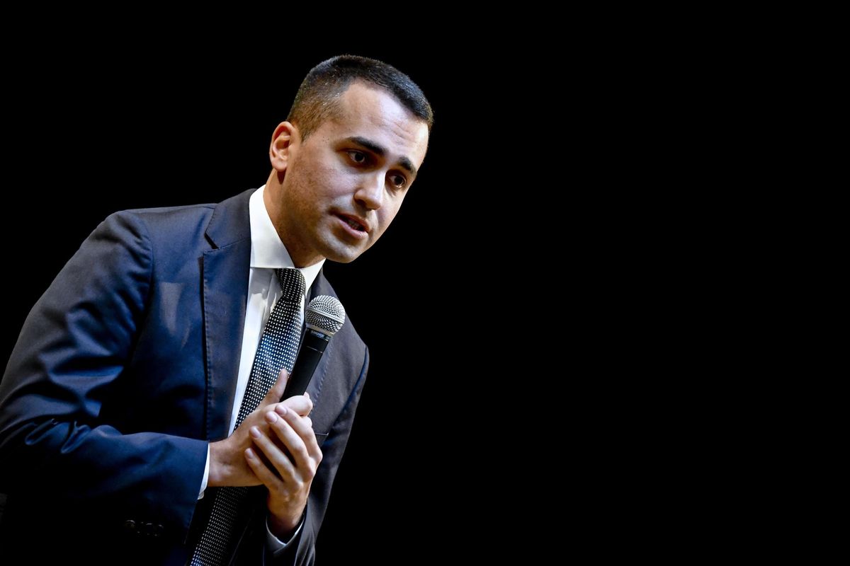 Di Maio parla di pensioni d’oro e dà i numeri