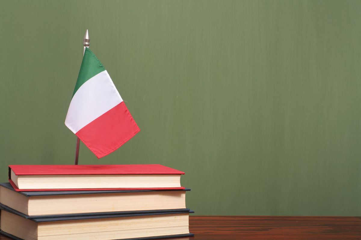 «Lezioni di patria» in classe per evitare di crescere una generazione di sradicati