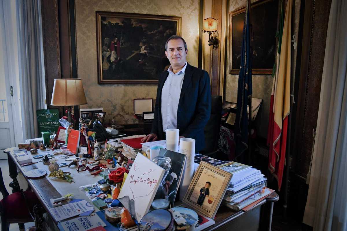 La Corte dei conti dà una regolata alla manica larga di De Magistris