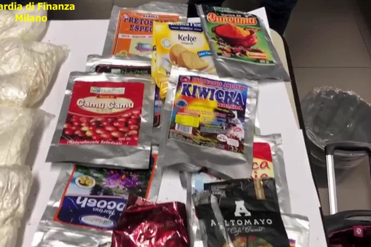 L’Italia è invasa dalle nuove droghe. E per comprarle bastano pochi click