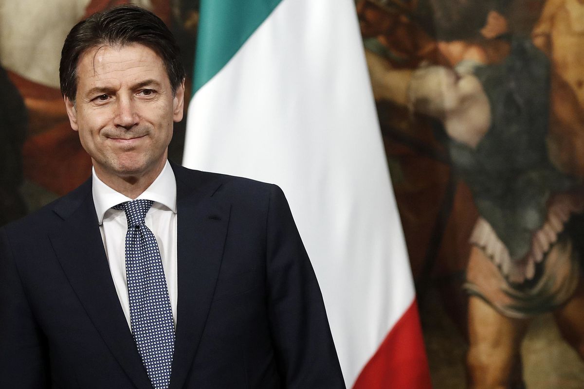 «Orgoglioso d’esser populista. Rimpatrieremo i clandestini e faremo la pace fiscale»