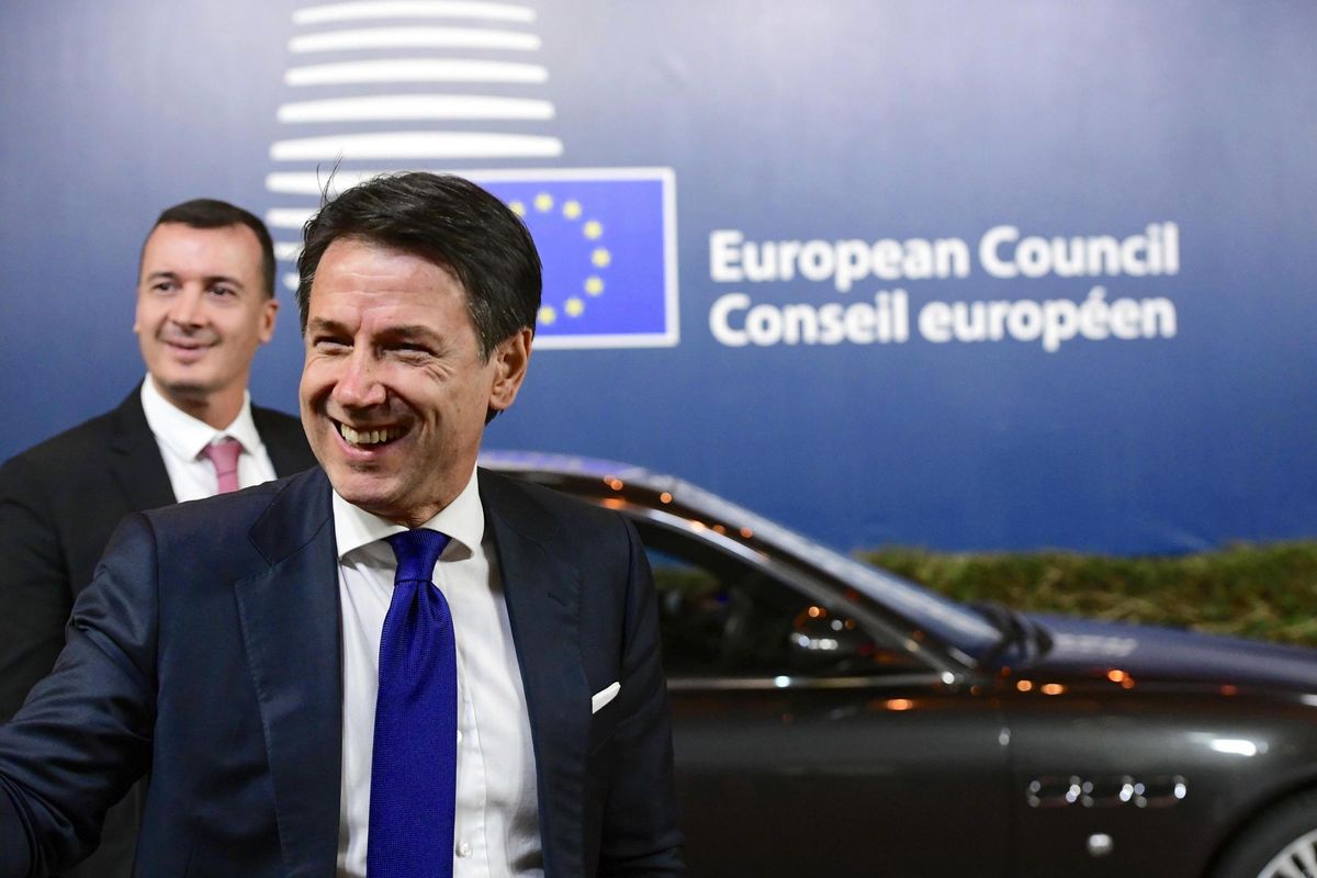 Bruxelles adesso ci chiede l’1,98%. Conte: «Non siamo al mercato»