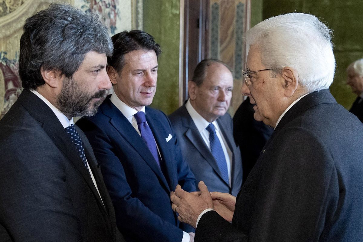 Richiamiamo noi l’ambasciatore dalla Francia