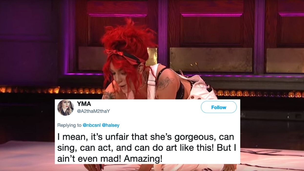 Halsey Totally Blew People Away By Painting An Incredible Self-Portrait While Singing On SNL
