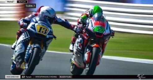 Il dio dei motori scarica Fenati e incorona il suo opposto Leclerc