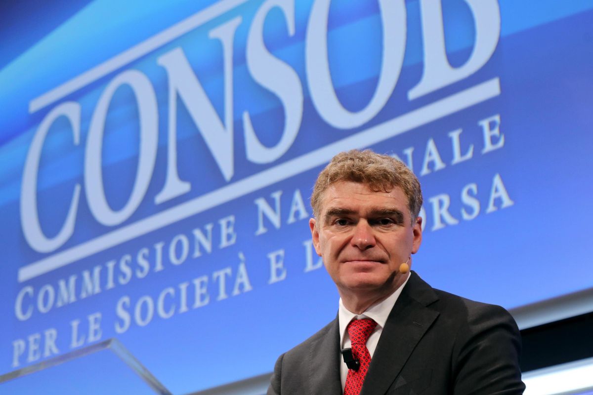 Lega e M5s uniti: «Via il presidente Consob»