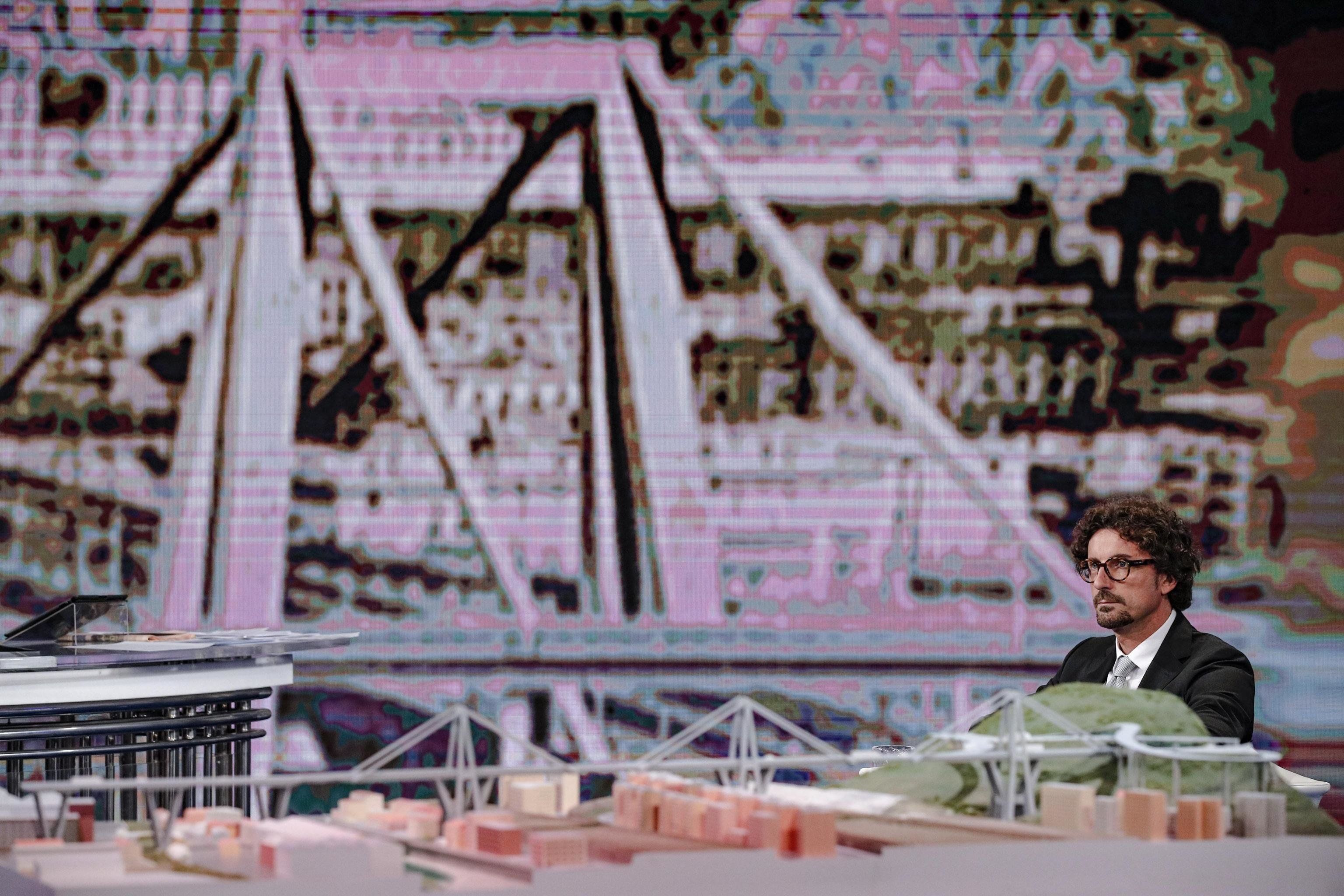 Lo schiaffo di Toninelli ai Benetton: sul ponte affido diretto a Fincantieri