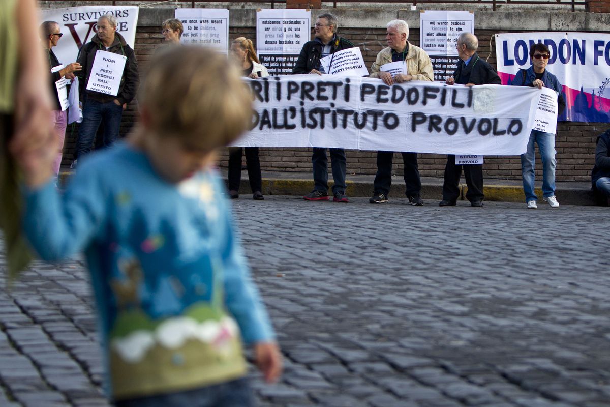 Preti pedofili, l’Onu chiede all’Italia di rifare il Concordato con la Chiesa