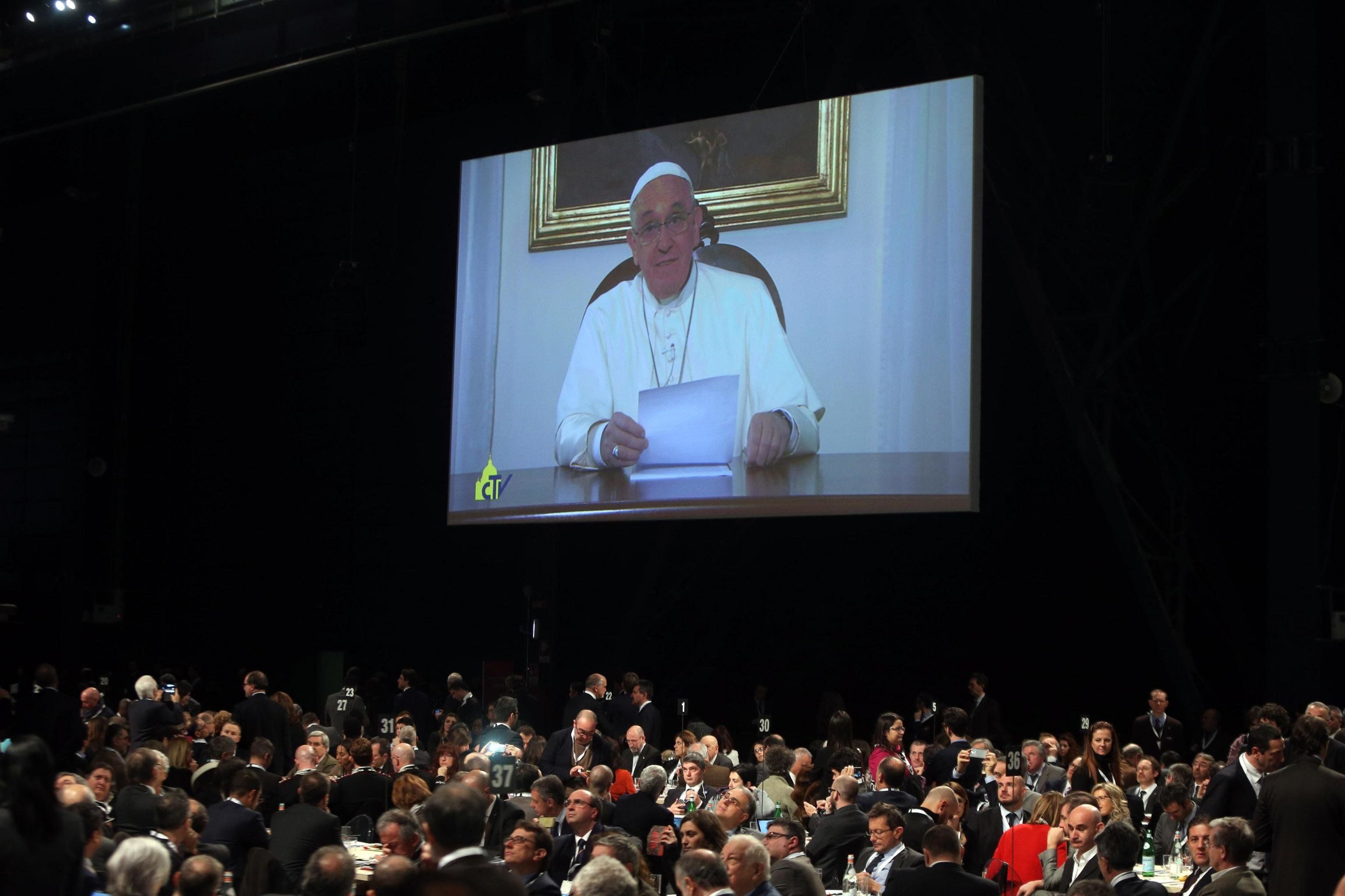 Ma Francesco si mette a parlare di economia