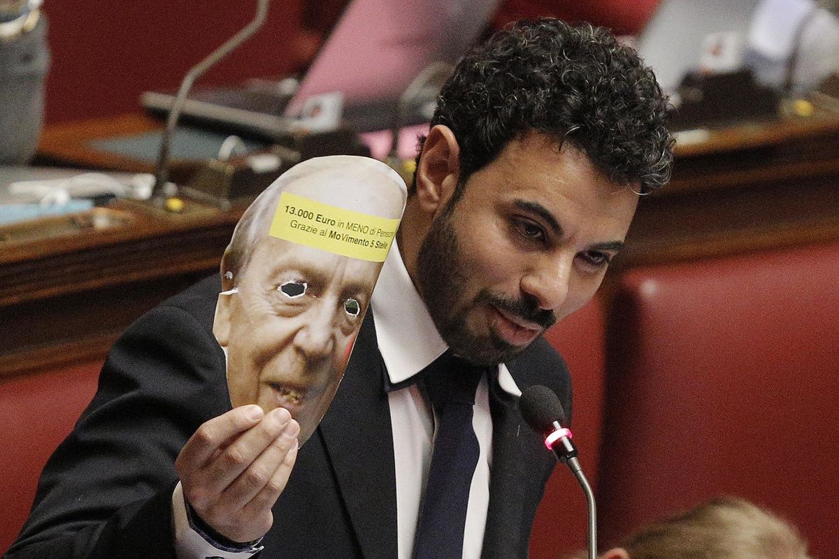 Ecco i tagli per le pensioni d’oro
ma la fregatura è su quelle basse