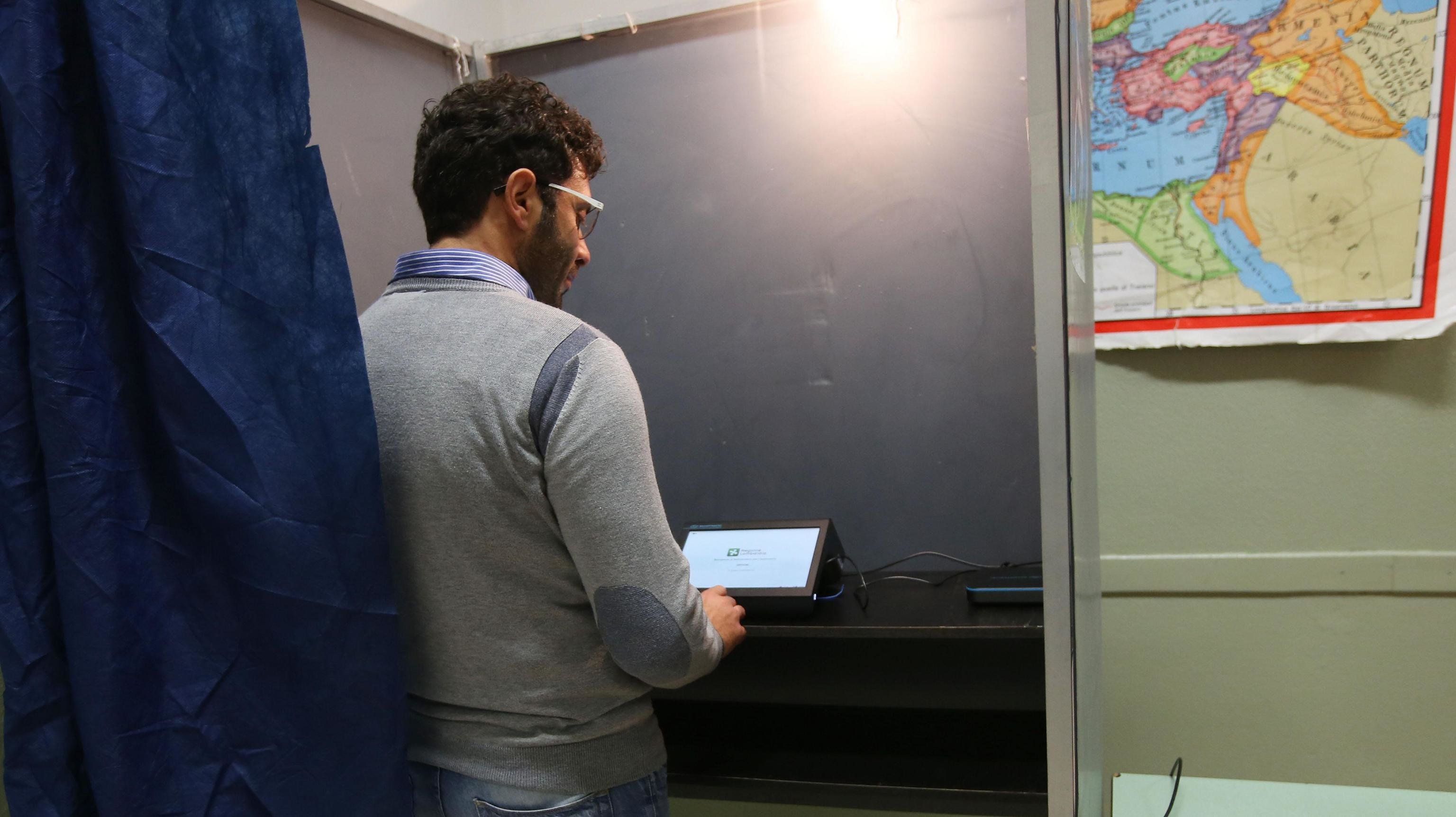 La sfida dell'autonomia. Serve fermare gli sprechi e finire di piangersi addosso