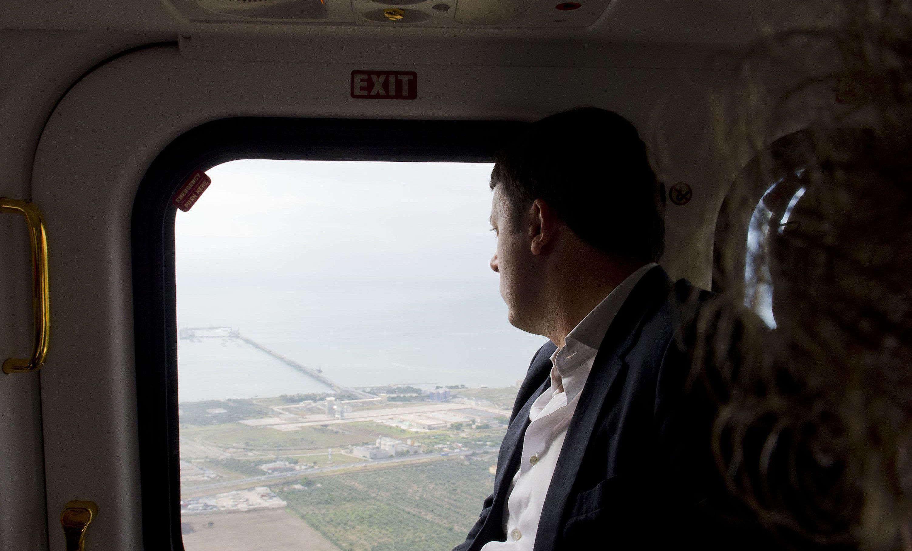 Il Pd polemizza sul volo di Stato ma gli attacchi sono un boomerang