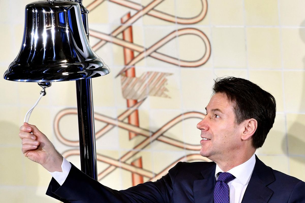 Il governo blocca l'operazione Retelit. A brindare è l'ex cliente dell'avvocato Conte