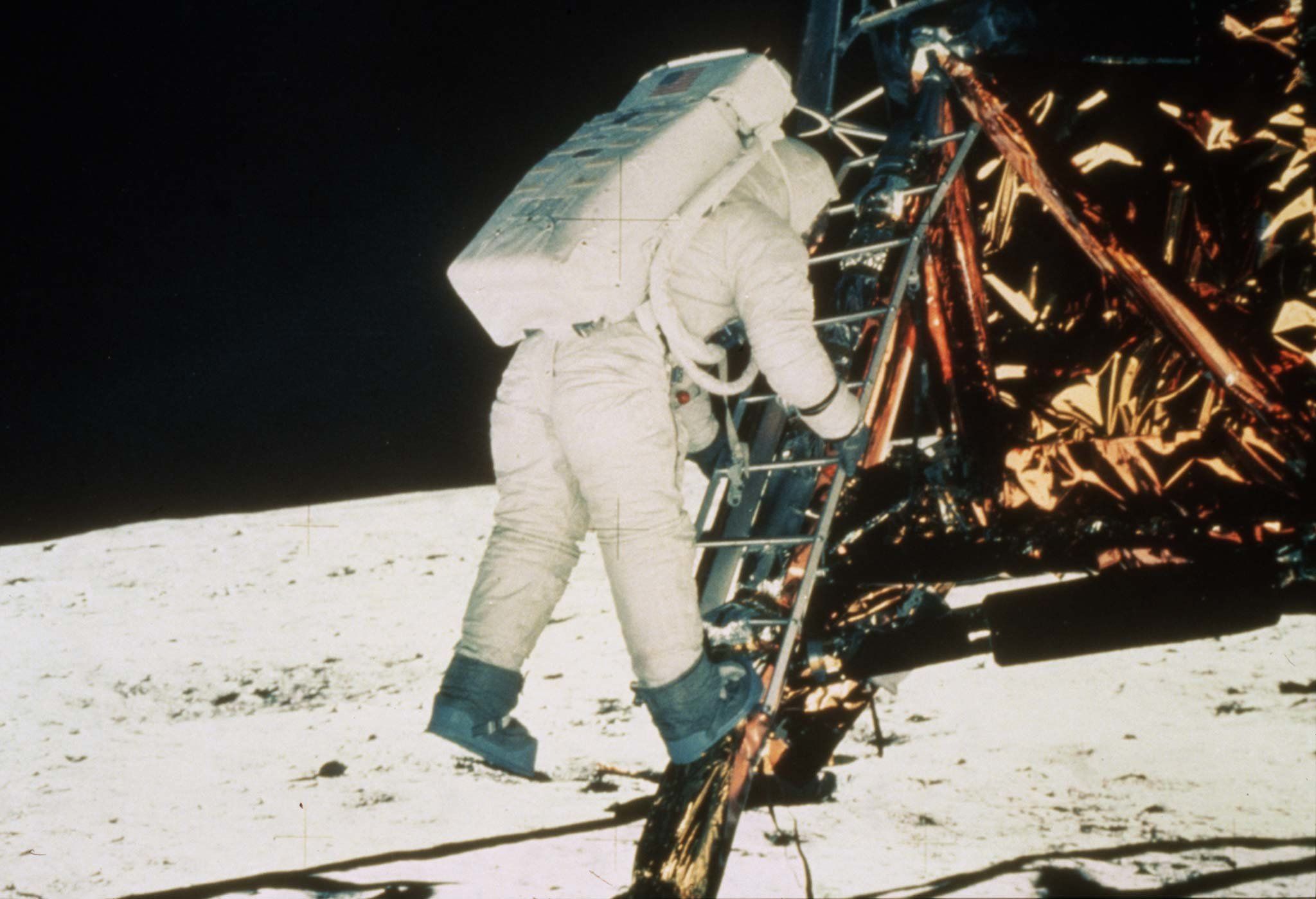 Qualcuno morirà, ma la Luna non è gratis